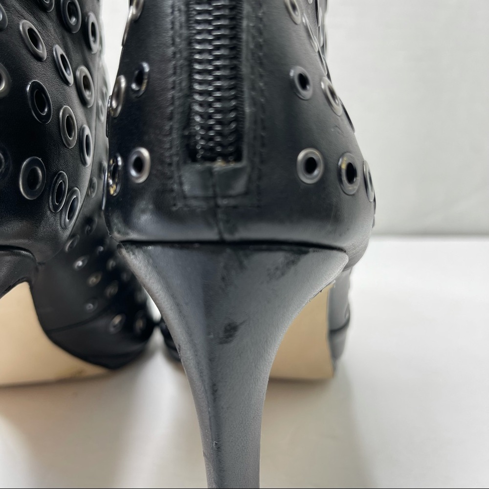 BCBGMAXAZRIA Lange Grommet Peep Toe Bootie - Picture 8 of 11